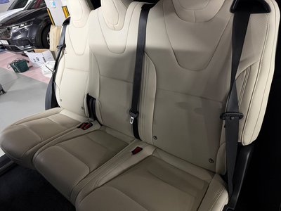 2023 Tesla MODEL X — миниатюра 11