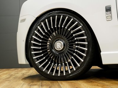 ROLLS-ROYCE CULLINAN - 8