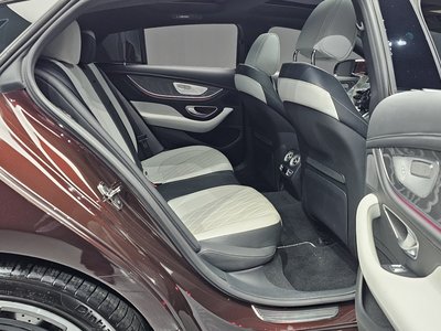 2022 Mercedes-BENZ GT AMG 缩略图 17