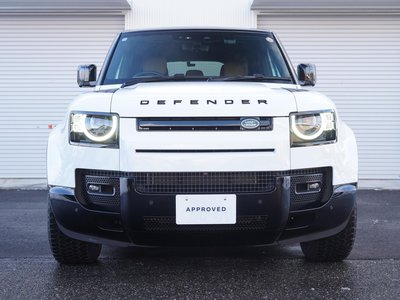 LAND ROVER DEFENDER - 10