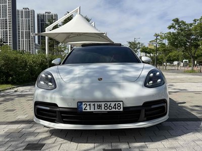 PORSCHE PANAMERA - 2
