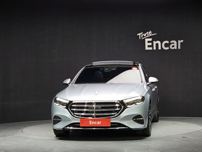 MERCEDES-BENZ E-CLASS - 2