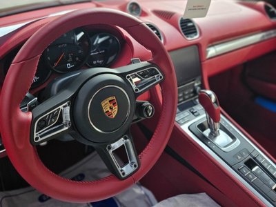 2023 Porsche 718 photo 5