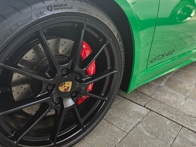 2023 Porsche 718 photo 4