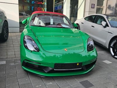 2023 Porsche 718 photo 1