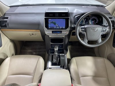 صورة 3 لـ 2022 Toyota LAND CRUISER PRADO