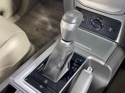 صورة مصغرة 40 لـ 2022 Toyota LAND CRUISER PRADO
