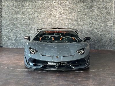 LAMBORGHINI AVENTADOR - 8