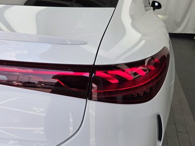 MERCEDES-BENZ EQS - 10