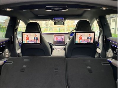 MERCEDES-BENZ EQS - 9