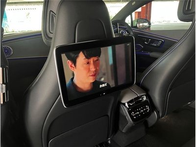 MERCEDES-BENZ EQS - 10