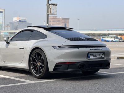 PORSCHE 911 - 6