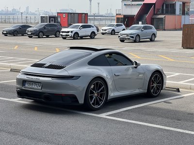 PORSCHE 911 - 10