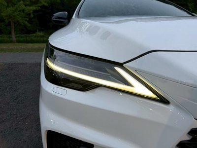 صورة مصغرة 13 لـ 2023 Lexus RX