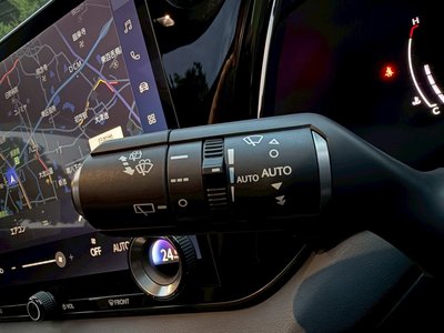صورة مصغرة 50 لـ 2023 Lexus RX