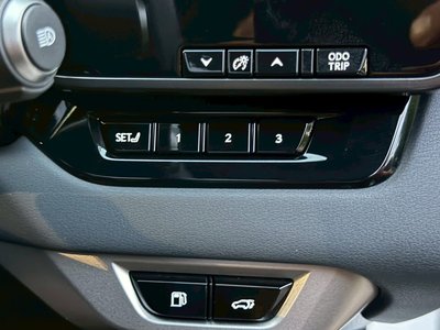 صورة مصغرة 37 لـ 2023 Lexus RX