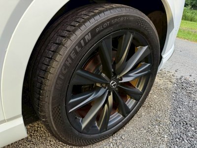 صورة مصغرة 35 لـ 2023 Lexus RX