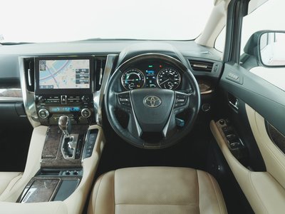 صورة 7 لـ 2021 Toyota ALPHARD