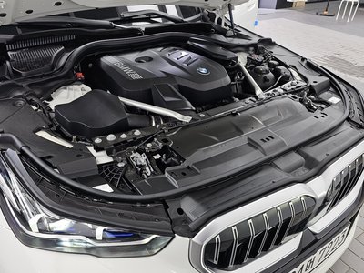 صورة 7 لـ 2024 BMW 5 SERIES