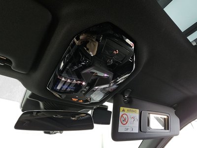 صورة مصغرة 28 لـ 2024 BMW 5 SERIES