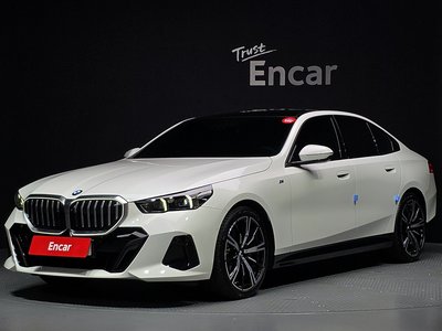 صورة 1 لـ 2024 BMW 5 SERIES
