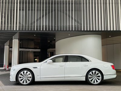 BENTLEY FLYING SPUR - 5