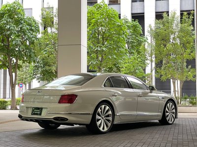BENTLEY FLYING SPUR - 7