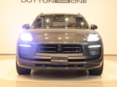 PORSCHE MACAN - 5