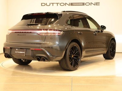 PORSCHE MACAN - 9