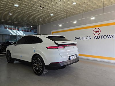 PORSCHE CAYENNE - 6