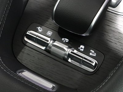 MERCEDES-BENZ GLS - 4