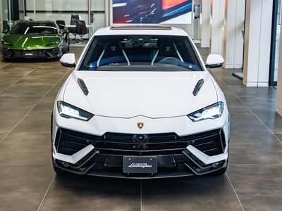 LAMBORGHINI URUS - 4