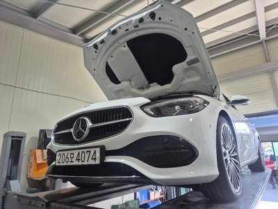 صورة 1 لـ 2025 Mercedes-BENZ C-CLASS