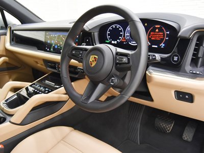 2024 Porsche CAYENNE — миниатюра 25