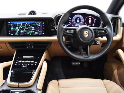 2024 Porsche CAYENNE — миниатюра 12