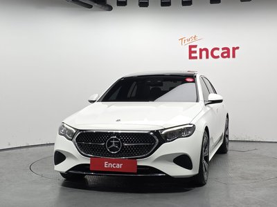 MERCEDES-BENZ E-CLASS - 2