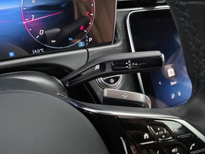 MERCEDES-BENZ E-CLASS - 9