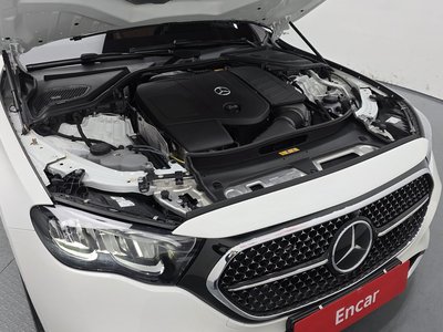 MERCEDES-BENZ E-CLASS - 7