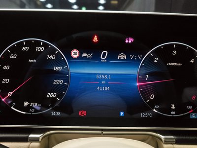 MERCEDES-BENZ S-CLASS - 8