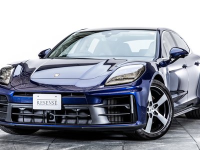 PORSCHE PANAMERA - 1