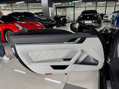 PORSCHE 911 - 7