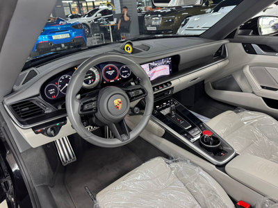 PORSCHE 911 - 6