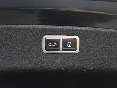 2021 Genesis G80 (RG3) thumbnail 32