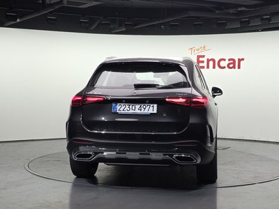 MERCEDES-BENZ GLC - 4