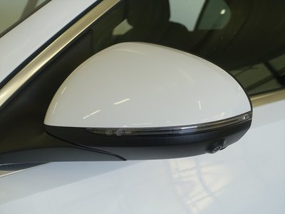 MERCEDES-BENZ C-CLASS - 8