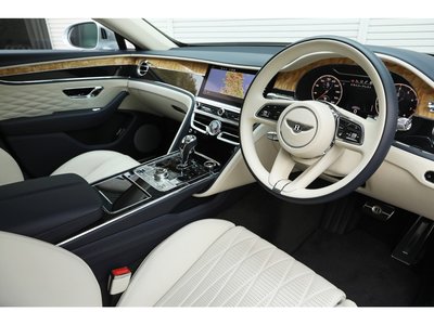 BENTLEY FLYING SPUR - 2