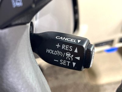 TOYOTA LAND CRUISER PRADO - 7