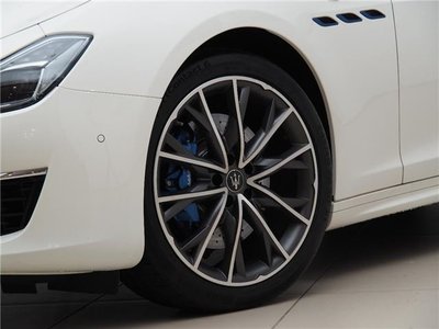 2022 Maserati GHIBLI photo 5