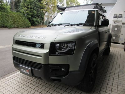 LAND ROVER DEFENDER - 1