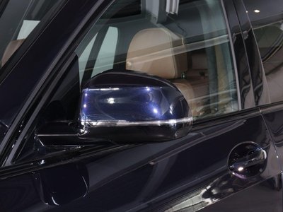 BMW X7 - 7